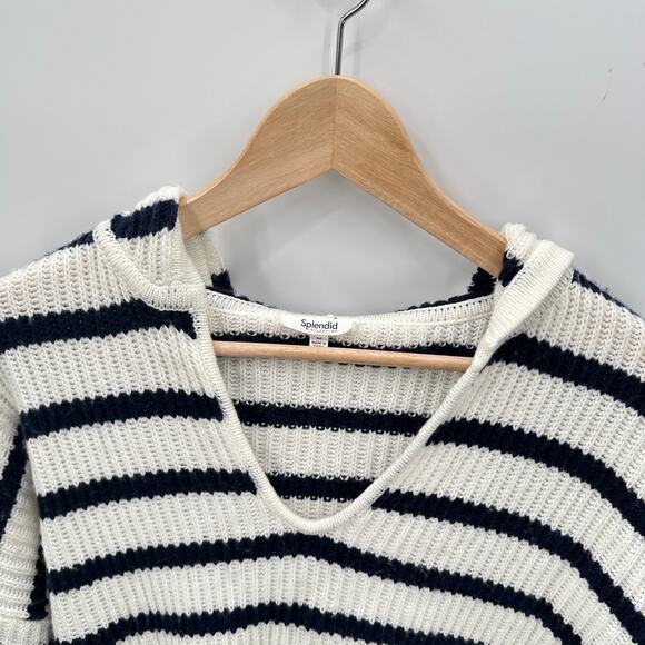SPLENDID Striped Hooded Knit Sweater in Navy Stripe // M - Picture 7 of 11